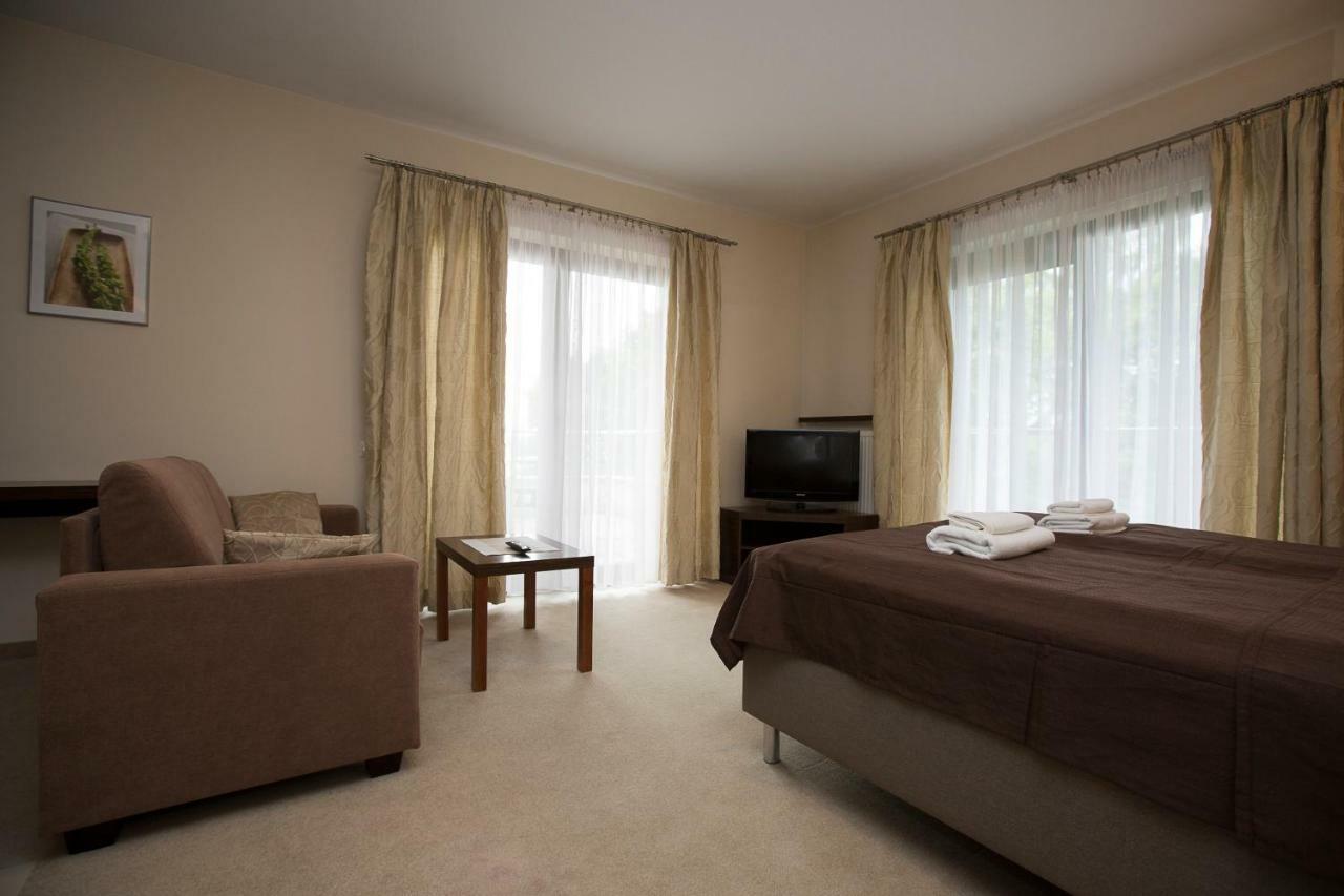 Willa Port Apartament Lilia Острода Екстер'єр фото