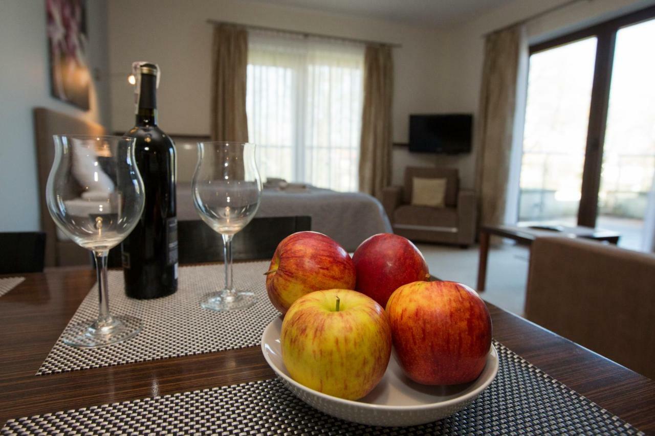Willa Port Apartament Lilia Острода Екстер'єр фото